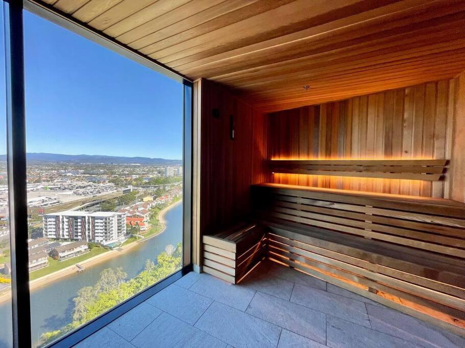 Apartamento Stunning Oceanview 2Br In The Heart Of Broadbeach 44F Gold Coast Exterior foto